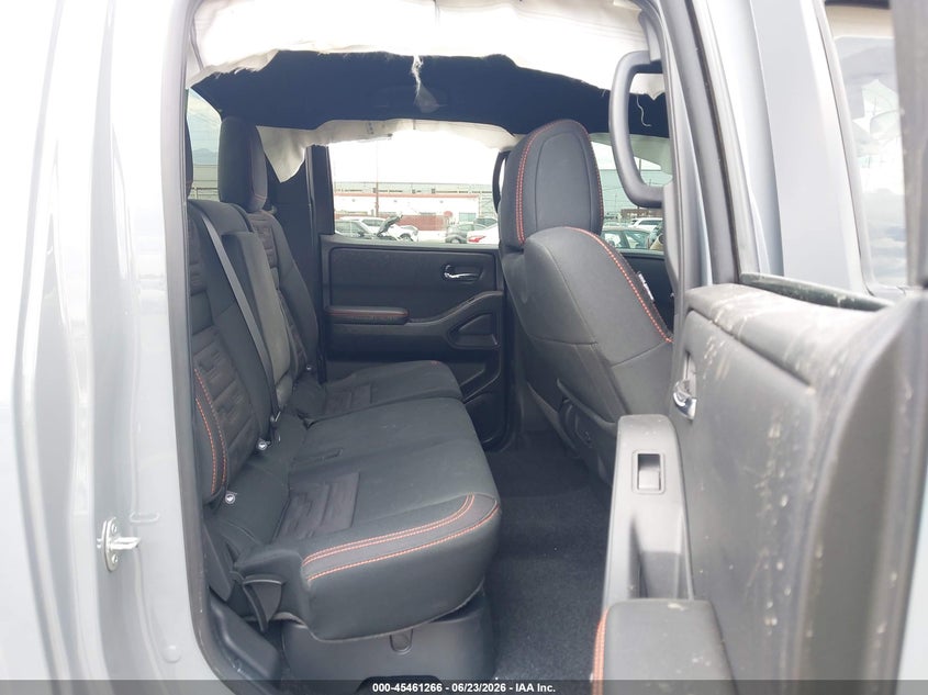 2025 NISSAN FRONTIER auction photo 8