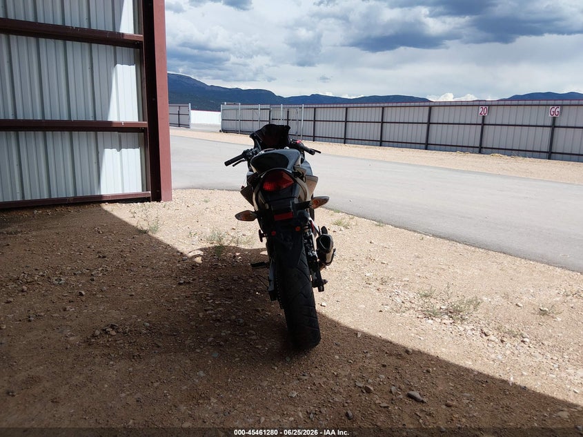 2015 HONDA CBR300 auction photo 6