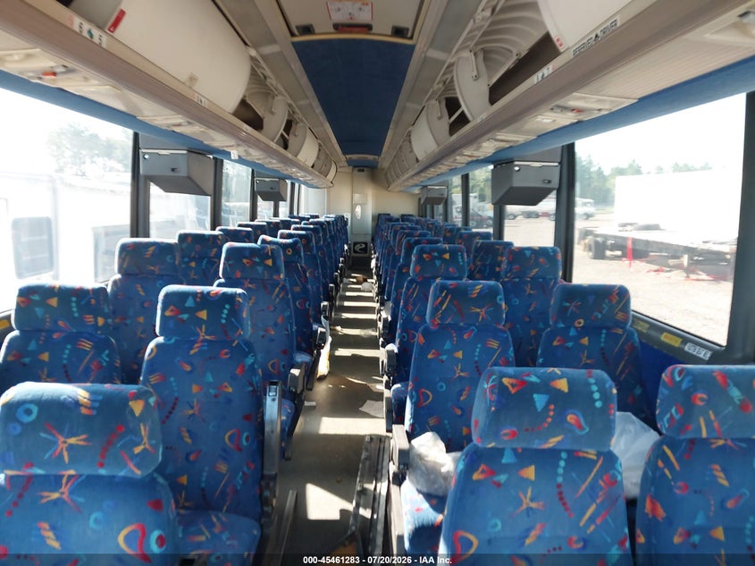 1999 MOTOR COACH INDUSTRIES TRANSIT BUS auction photo 8