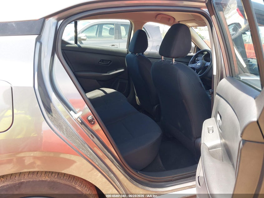2024 NISSAN SENTRA auction photo 8
