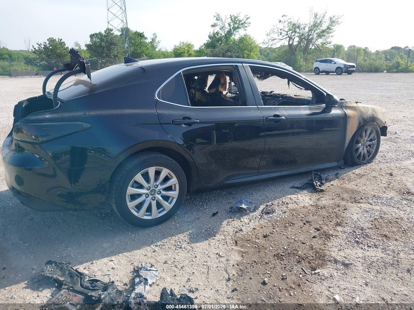2019 TOYOTA CAMRY auction photo 4
