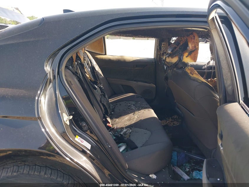 2019 TOYOTA CAMRY auction photo 8