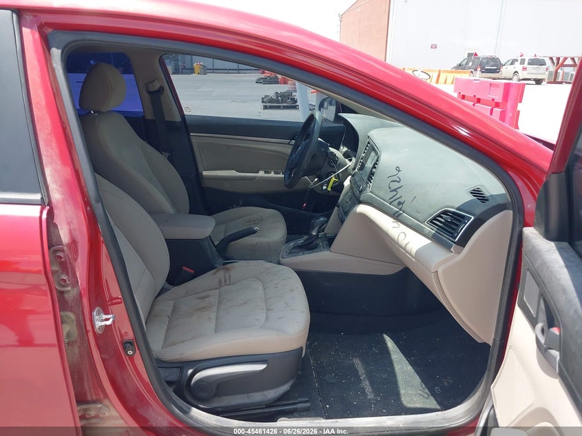2017 HYUNDAI ELANTRA auction photo 5