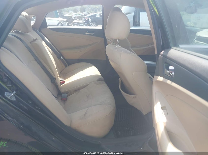2013 HYUNDAI SONATA auction photo 8