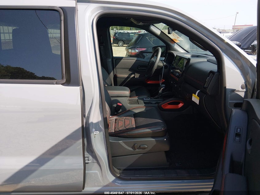 2026 NISSAN FRONTIER auction photo 5