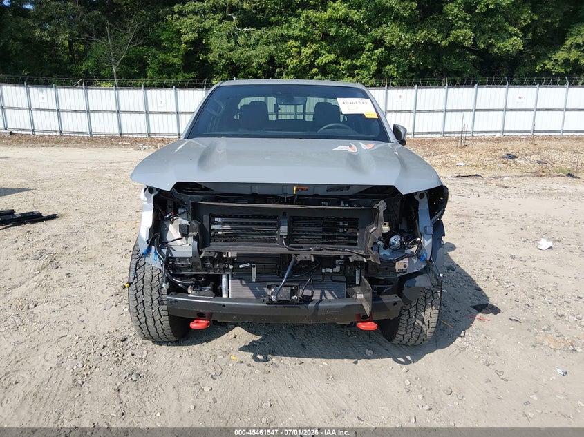2026 NISSAN FRONTIER auction photo 6