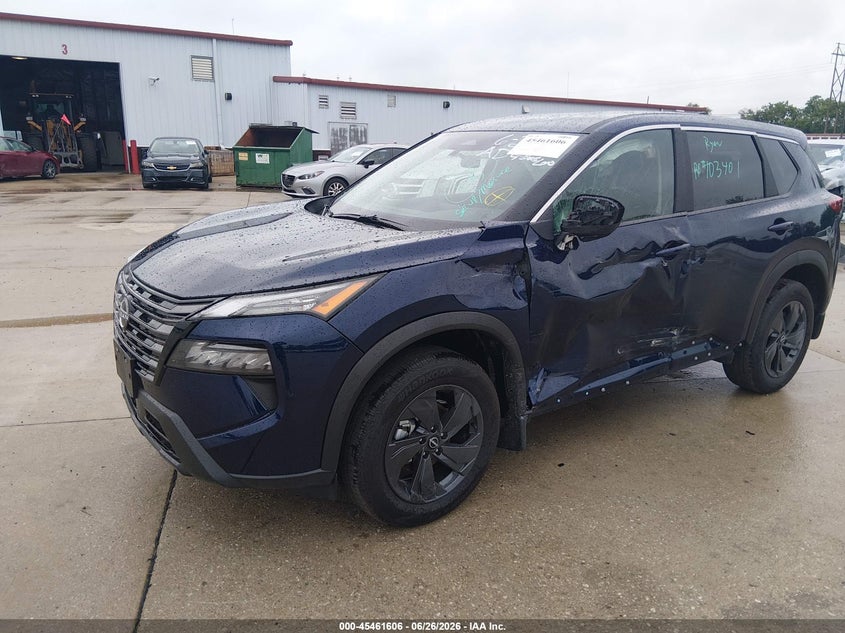 2026 Nissan Rogue, Left Side, IAAI, VIN 5N1BT3BBXTC814557 — photo 2