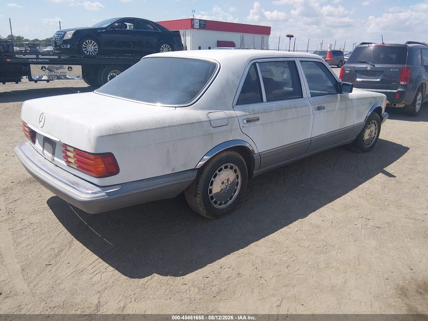 1986 MERCEDES-BENZ 420 auction photo 4
