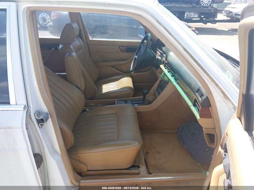 1986 MERCEDES-BENZ 420 auction photo 5
