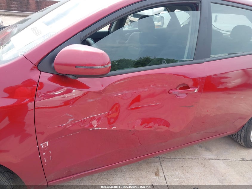 2012 KIA FORTE auction photo 6