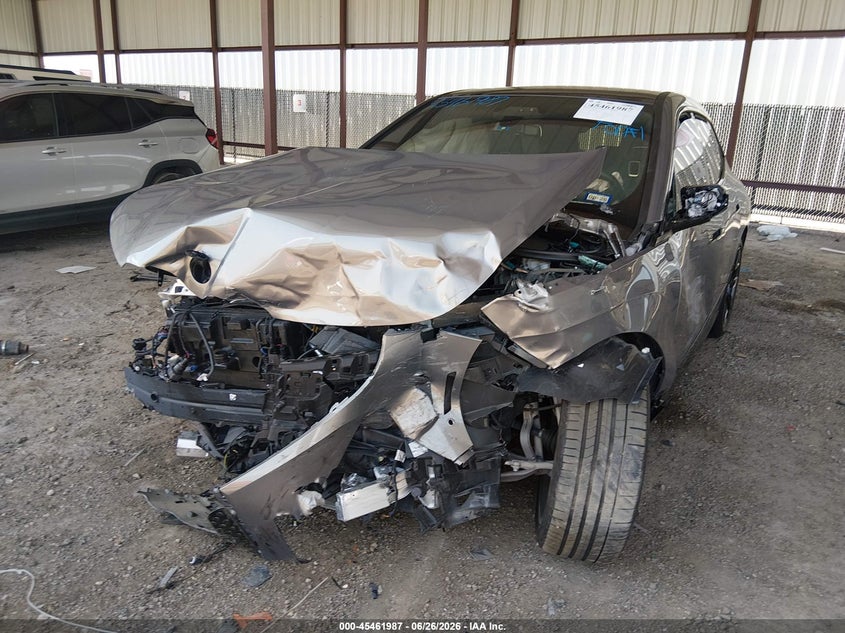 2025 BMW IX auction photo 2