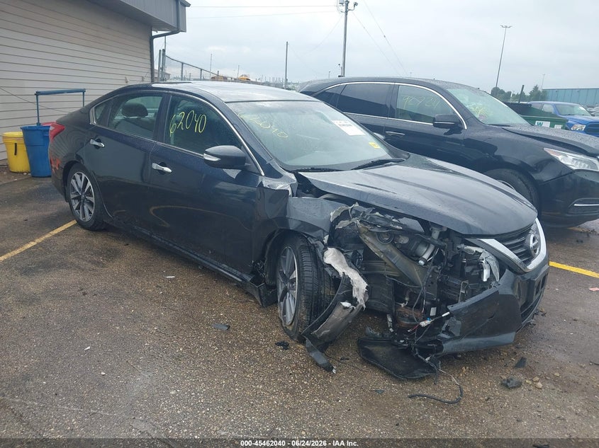 2016 NISSAN ALTIMA auction photo 1
