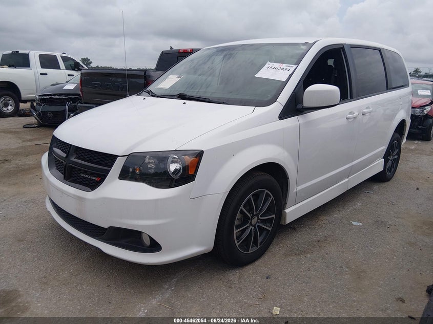 2018 Dodge Grand Caravan Se Plus 2C4RDGBG9JR220047 photo 1
