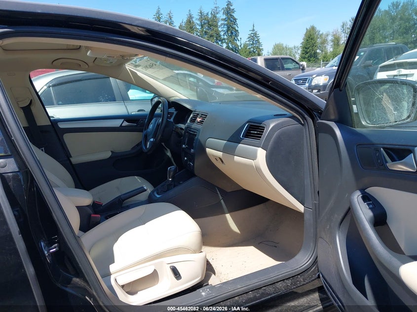 2014 VOLKSWAGEN JETTA auction photo 5