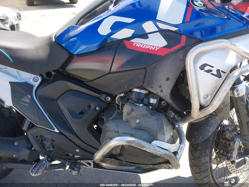 2024 BMW R 1300 auction photo 8