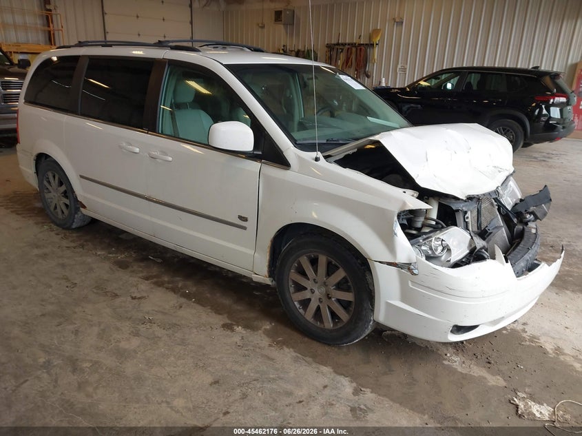 2009 Chrysler Town & Country