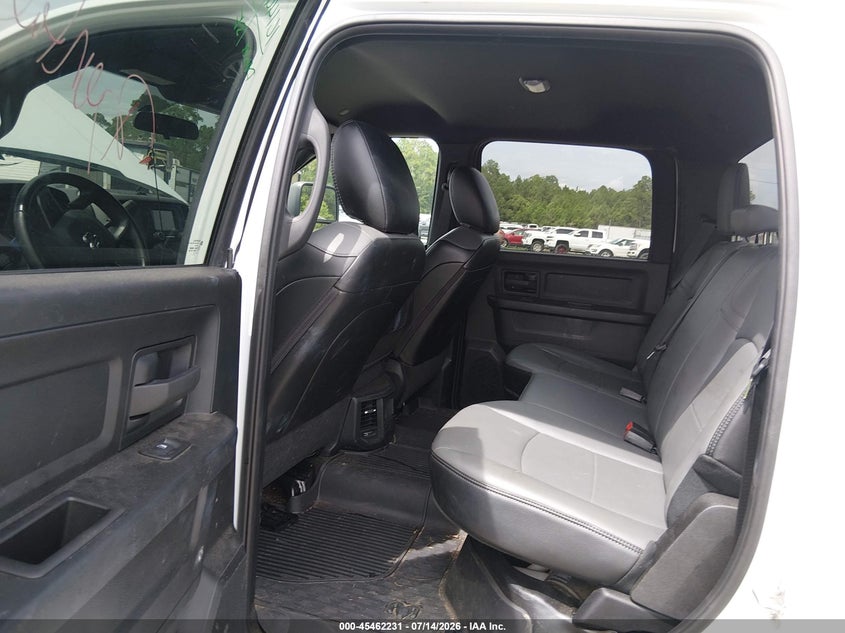 2024 RAM 3500 CHASSIS auction photo 6