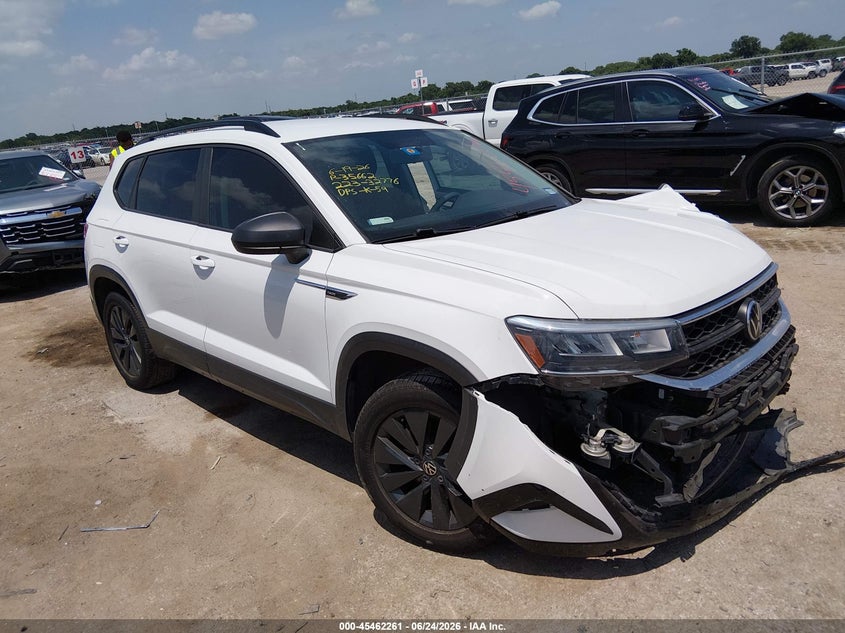 2022 VOLKSWAGEN TAOS — zdjęcie z aukcji