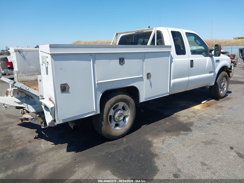 2007 FORD F-250 auction photo 4
