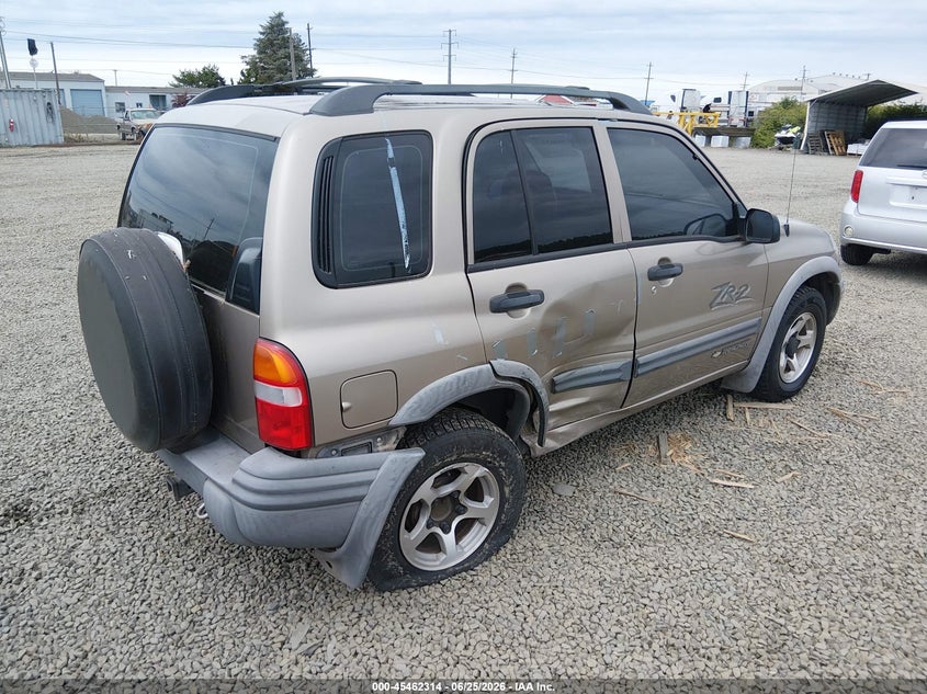 2002 CHEVROLET TRACKER auction photo 4
