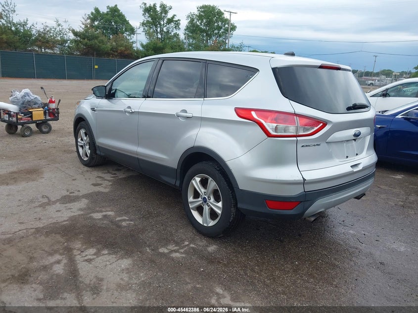 Vin: 1fmcu0g71fuc75135, lot: 45960499, ford escape se 20153