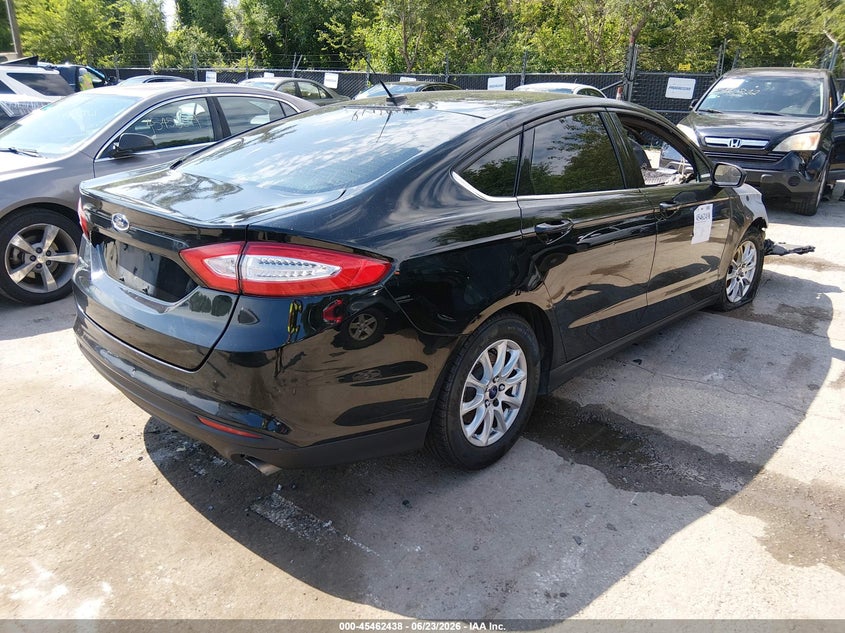 2016 FORD FUSION auction photo 4