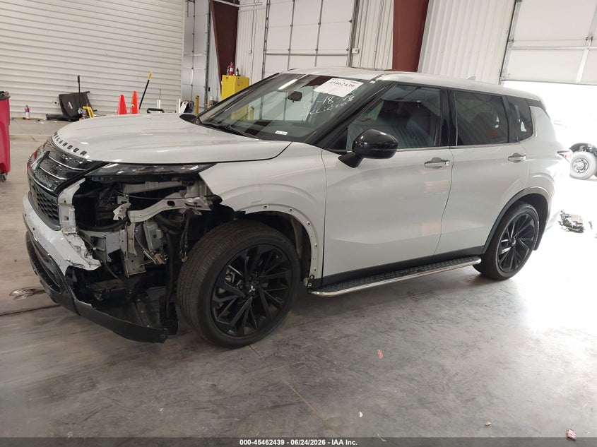 2022 Mitsubishi Outlander Black Edition S-Awc, Left Front, IAAI, VIN JA4J4UA84NZ054869 — photo 2