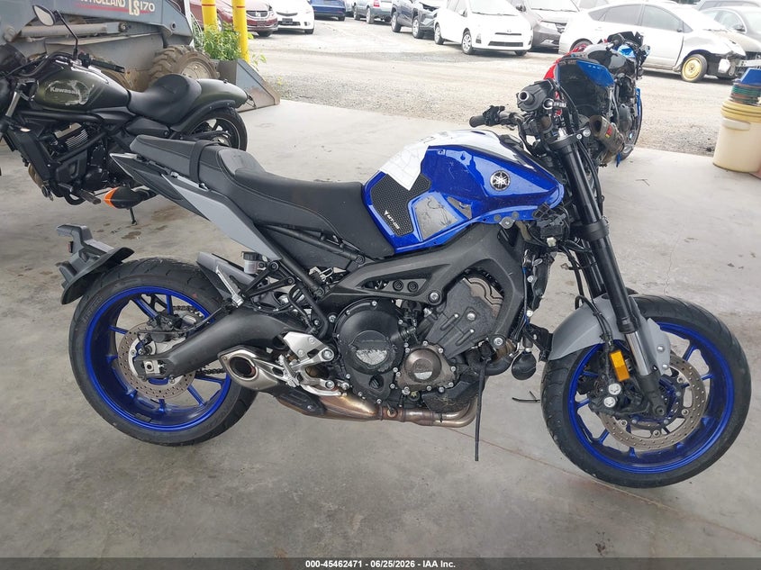 2020 Yamaha Mt09 VIN: JYARN53E0LA007974 Lot: 45462471