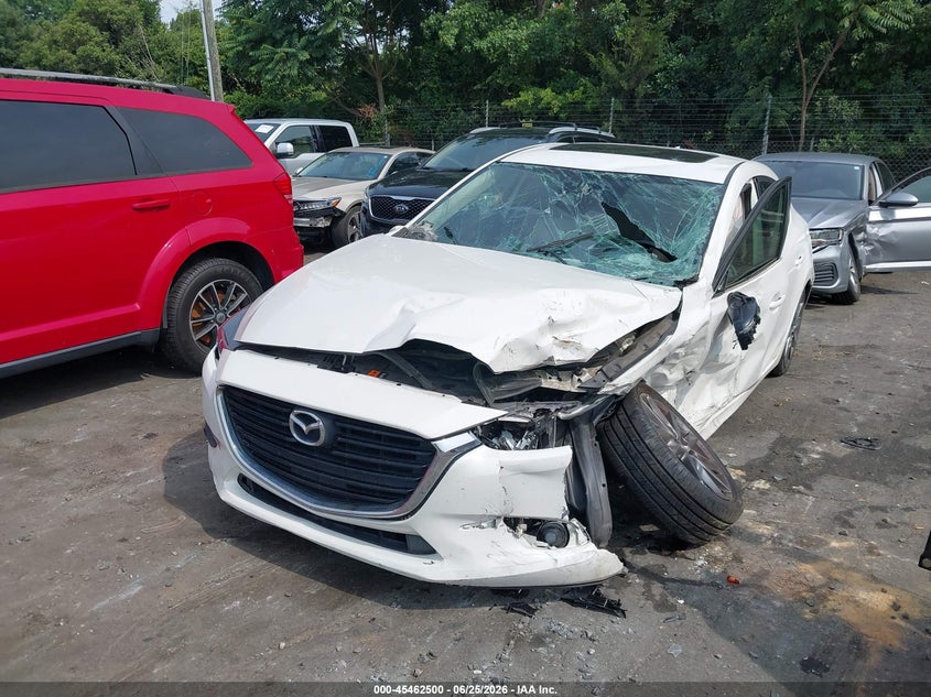 2018 Mazda Mazda3 Grand Touring 3MZBN1W34JM204636 photo 1
