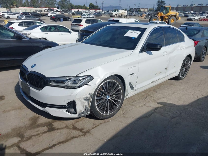 2023 BMW 530E auction photo 2