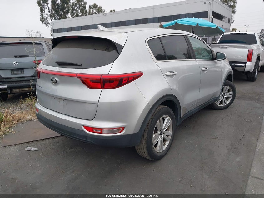 2017 KIA SPORTAGE auction photo 4