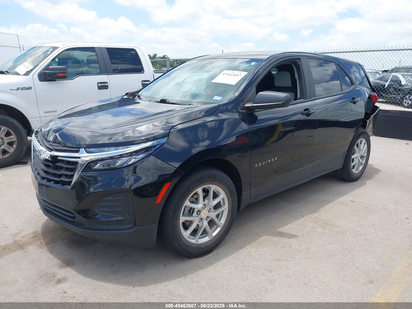 2023 CHEVROLET EQUINOX auction photo 2