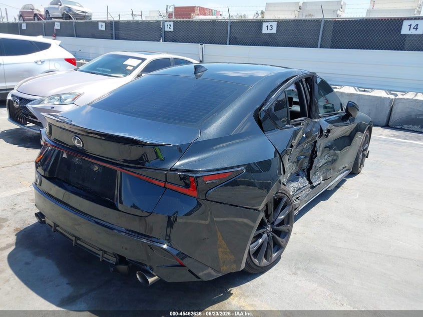 Vin: jthda1d24n5121848, lot: 45960749, lexus is 300 20224