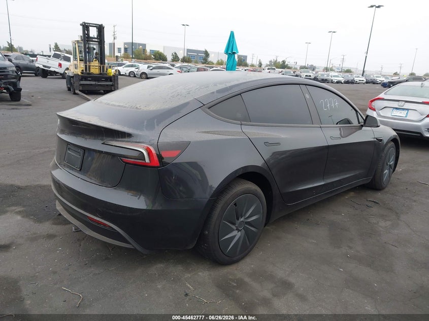 AtlanticExpress - Tesla Model 3
