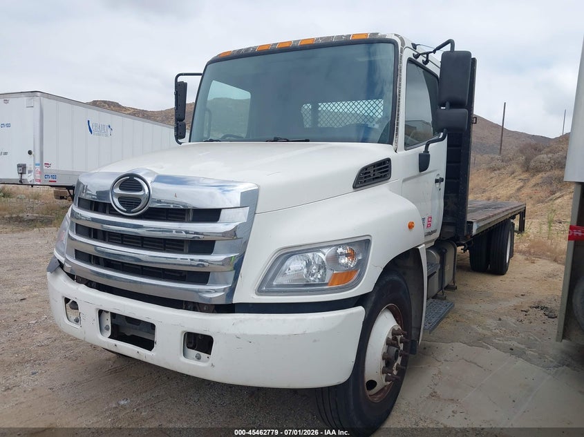 5PVNE8JT9D4S55288 2013 Hino 258/268 photo 1