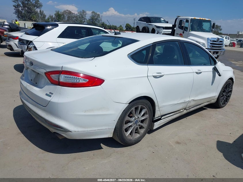 Vin: 1fa6p0hd4f5126456, lot: 45960940, ford fusion se 20154