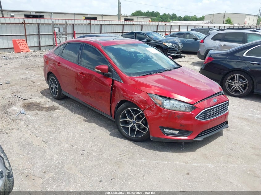 Vin: 1fadp3h28jl302260, lot: 45960965, ford focus sel 2018 img_1
