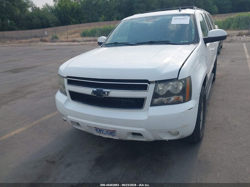 2010 CHEVROLET SUBURBAN 1500 auction photo 6
