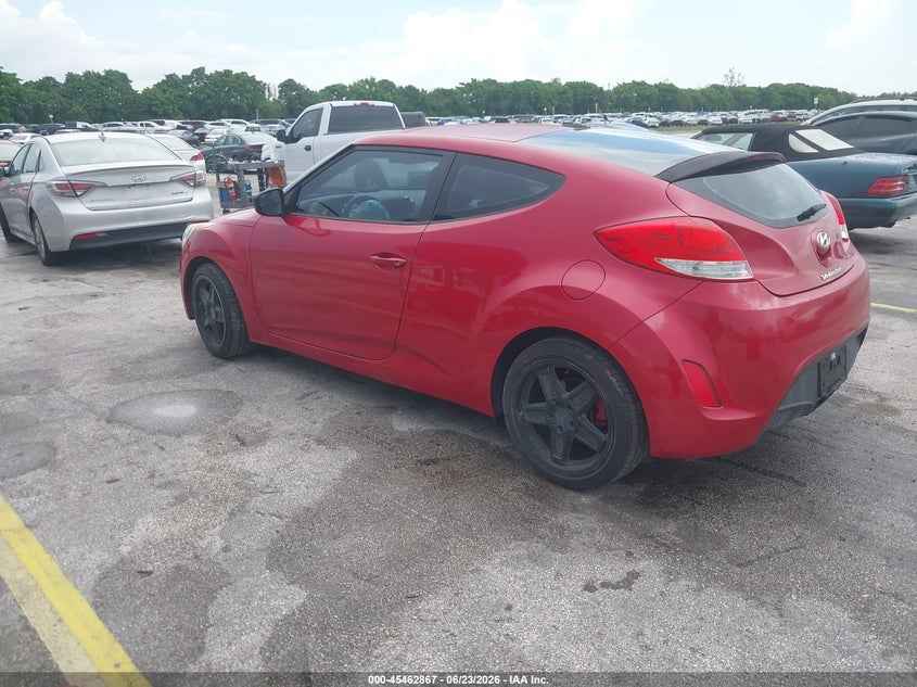 2015 Hyundai Veloster VIN: KMHTC6AD0FU228859 Lot: 45462867