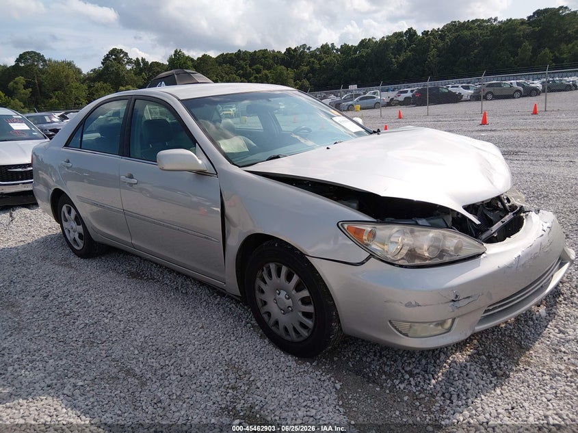 2006 TOYOTA CAMRY XLE