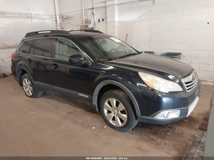 2012 SUBARU OUTBACK auction photo 1