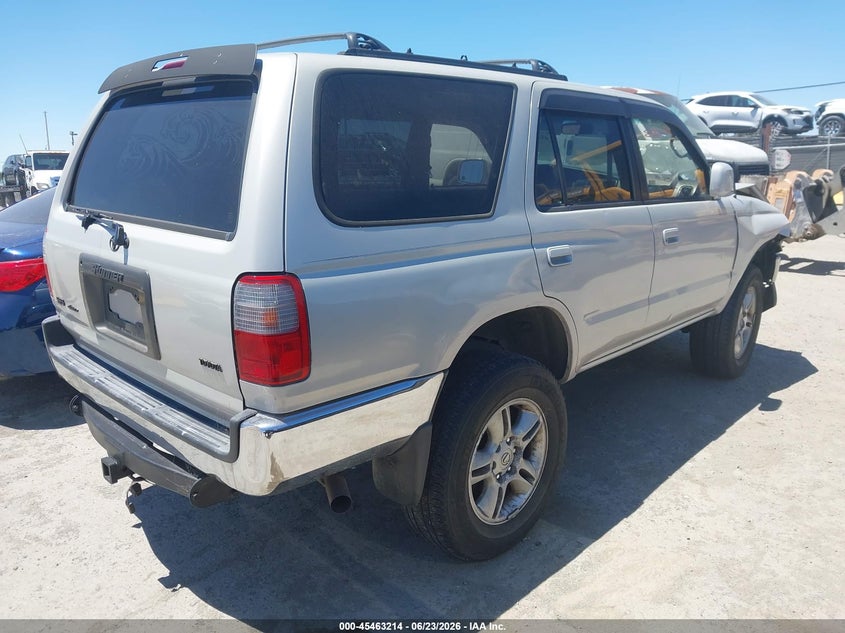 AtlanticExpress - Toyota 4Runner