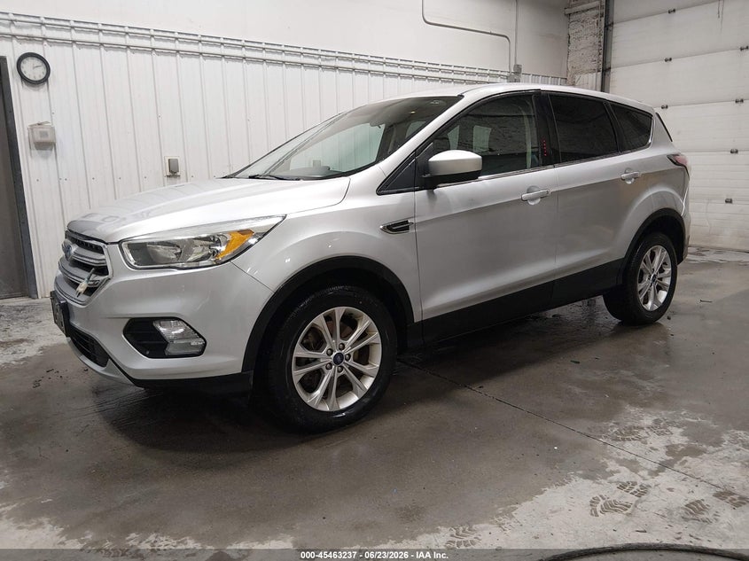 Vin: 1fmcu9gd6hua41344, lot: 45961374, ford escape se 20172