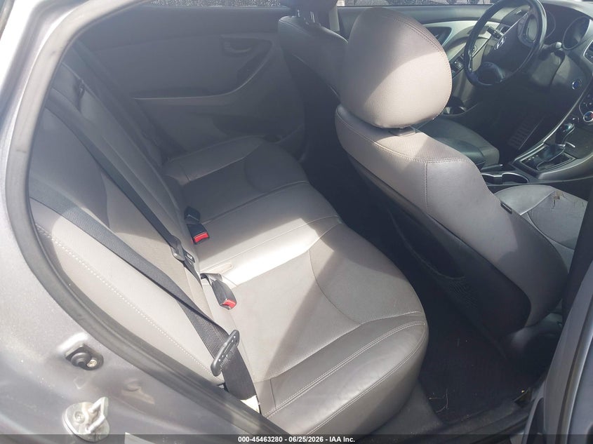 2014 HYUNDAI ELANTRA auction photo 8
