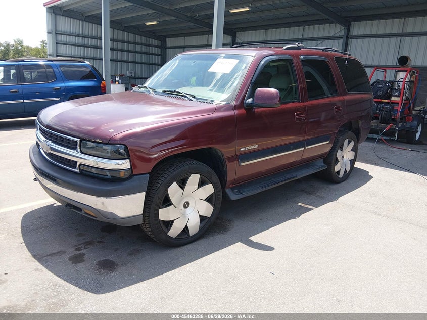 2001 CHEVROLET TAHOE auction photo 2