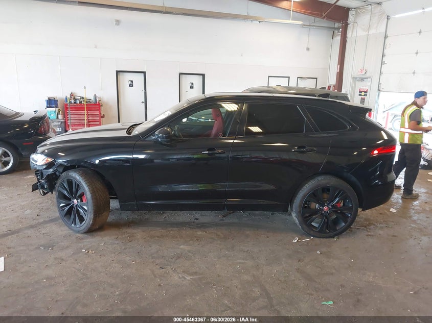 JAGUAR F-PACE - zdjęcie 14