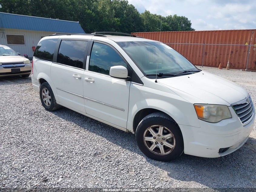 2009 Chrysler Town & Country Touring