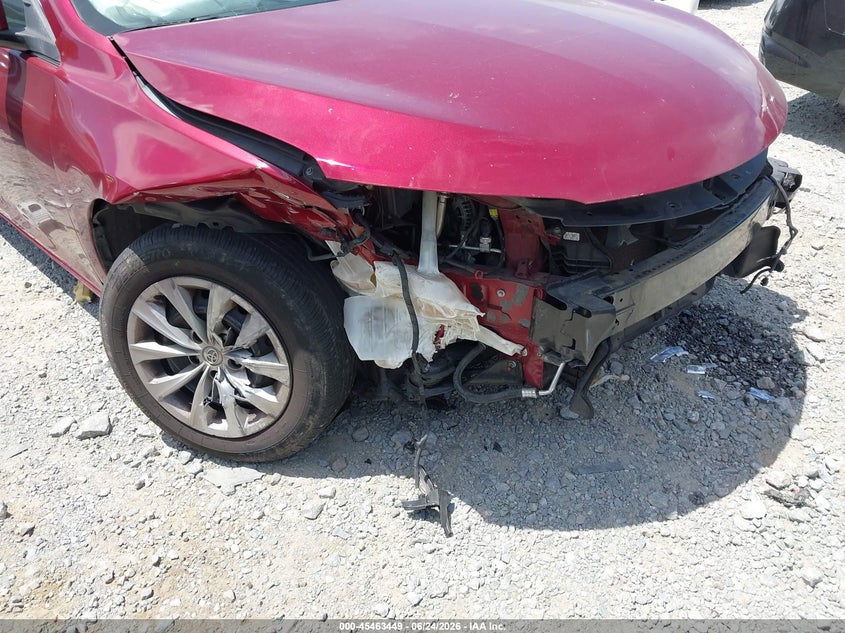 2017 TOYOTA CAMRY auction photo 6