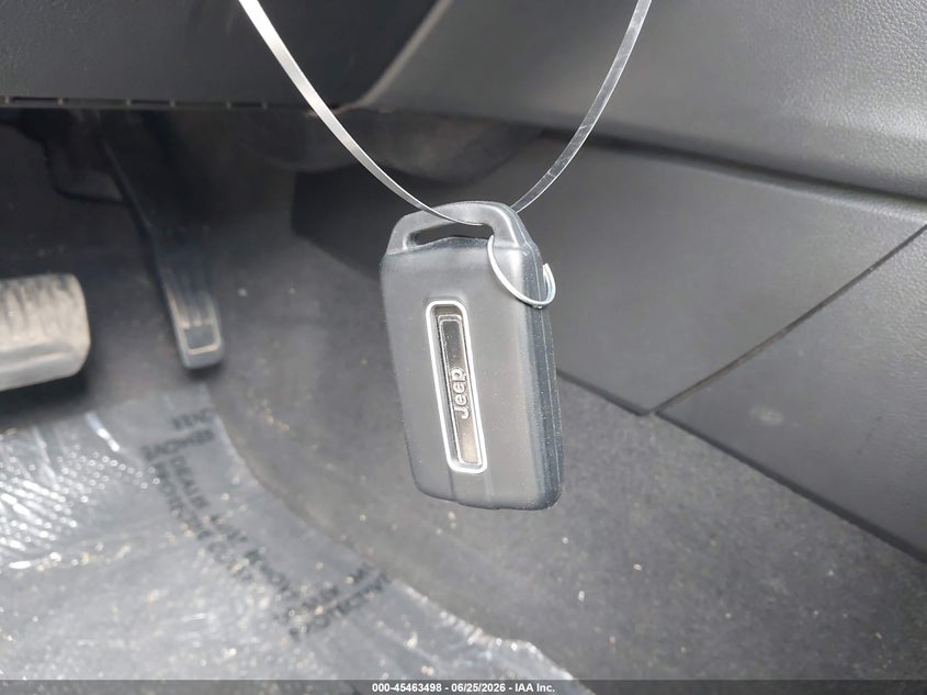 JEEP GRAND CHEROKEE L - zdjęcie 11
