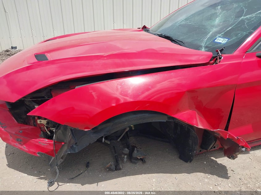 2022 FORD MUSTANG auction photo 6